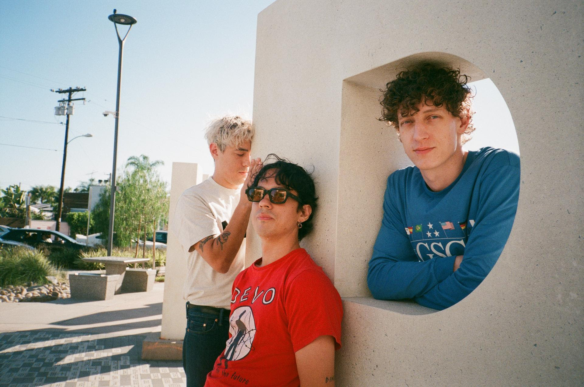 Aussie Indie-Rockers LAST Dinosaurs Announce Fall Tour Dates with