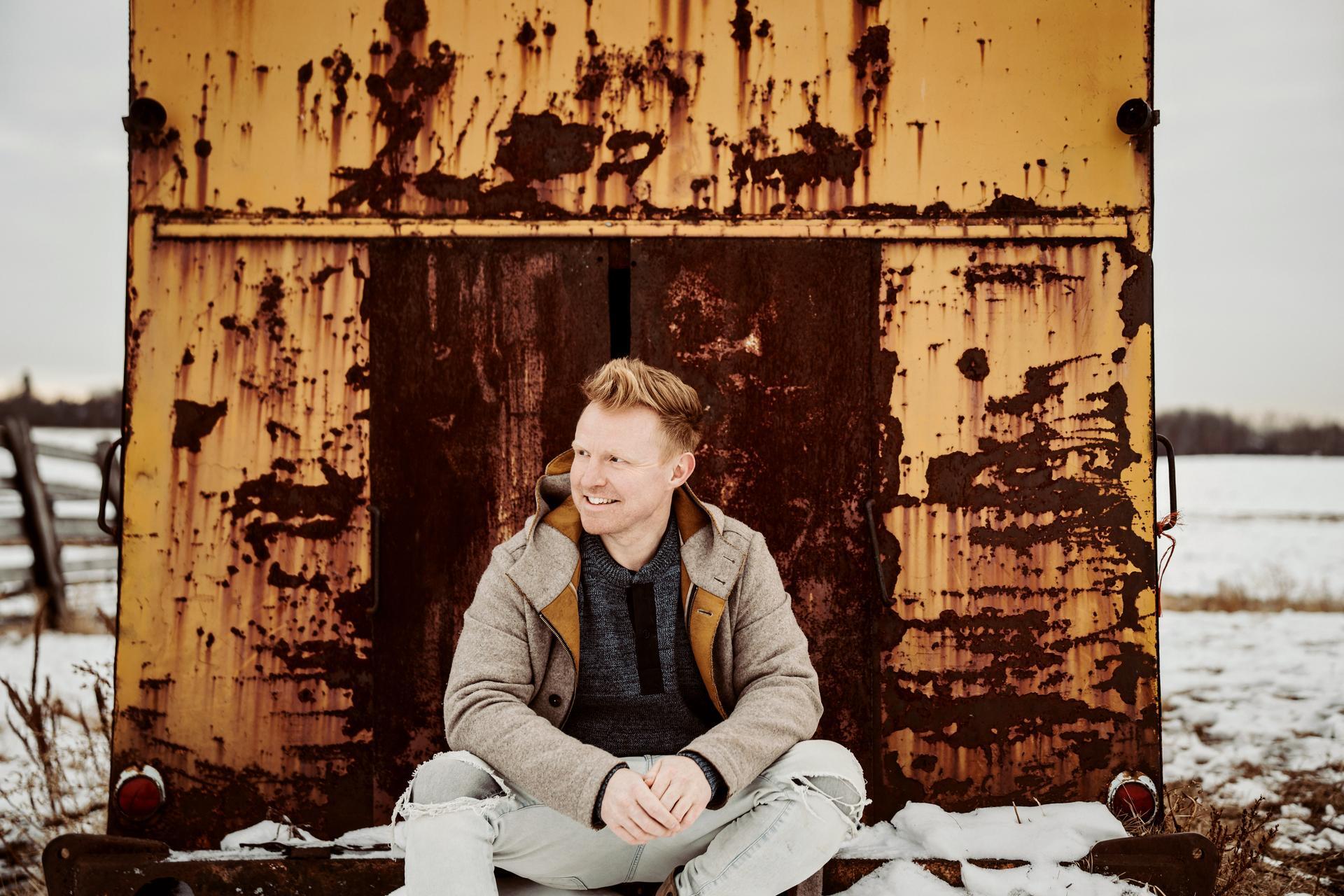 Martin Kerr Shares New EP, 'After The Apocalypse' - Nettwerk Music Group