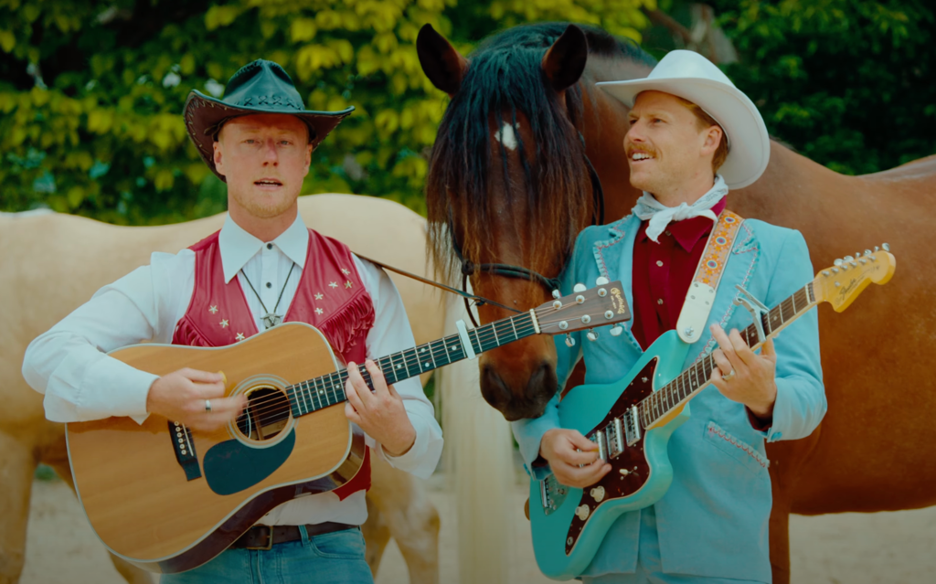 Hollow Coves Celebrate Fresh Perspectives and Rising Above The Rat Race on New Single "Milk